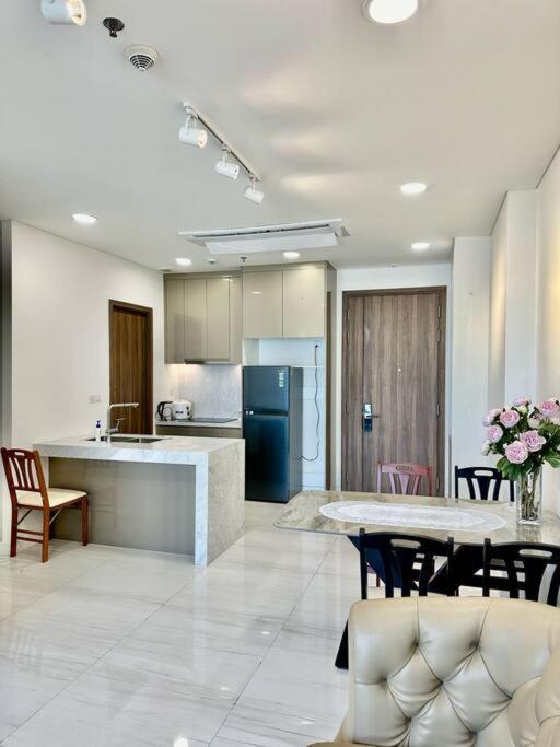 2 Bedroom Luxury Condo In City Central Ho Si Minh-város Kültér fotó